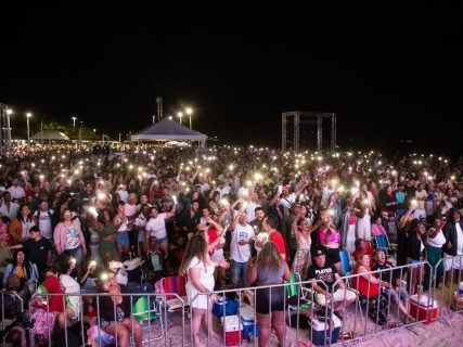 Prefeitura orienta público para um réveillon seguro na praia do Laranjal